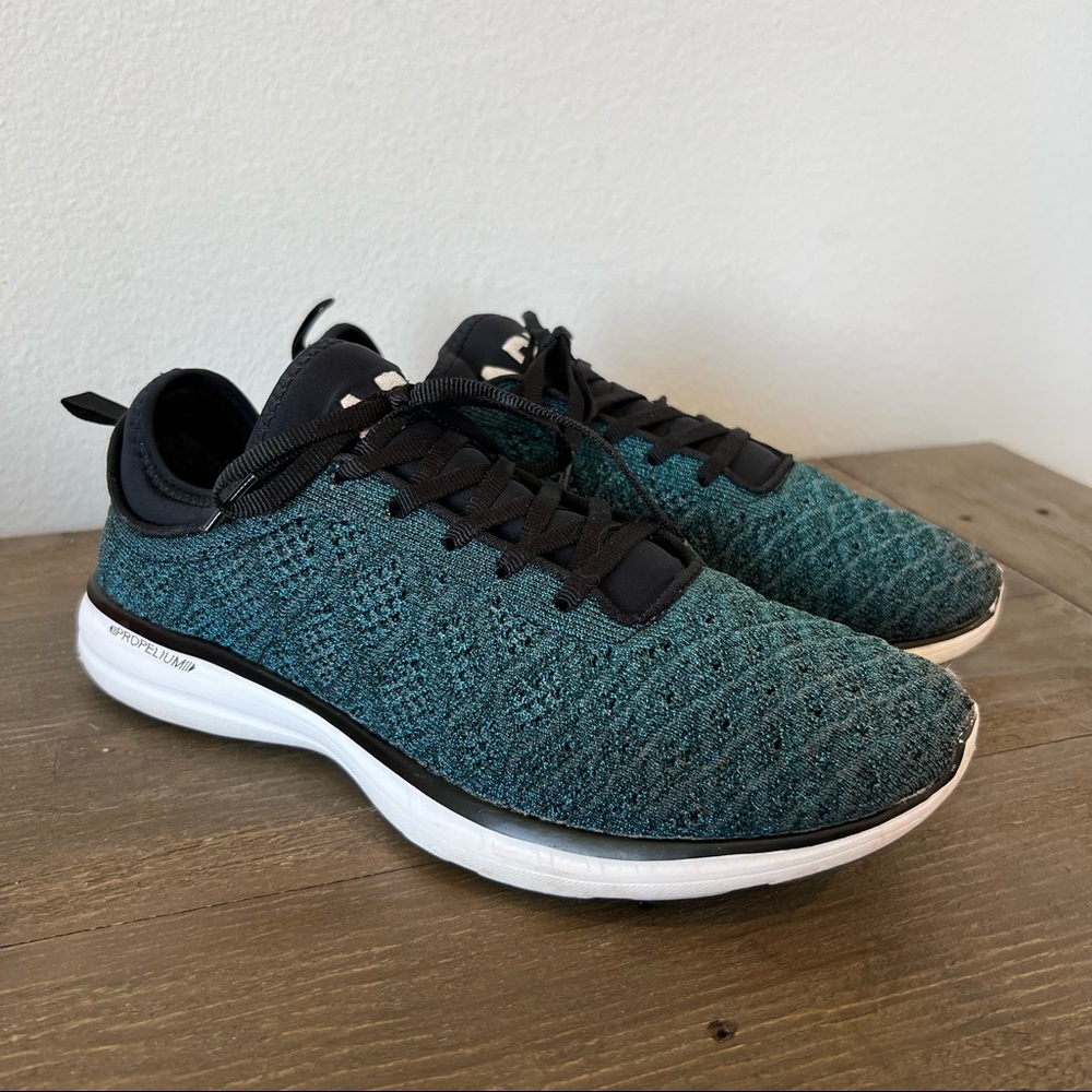 Apl Techloom Phantom Metallic Running Athletic Sh… - image 2